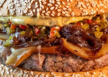 Más allá de la música: explorando la oferta gastronómica y cultural del Corona Capital 2025