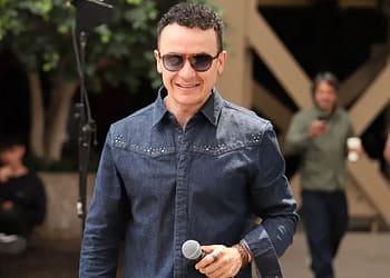 Fonseca agota el Auditorio Nacional: el Tropicalia Tour cierra en CDMX con todo
